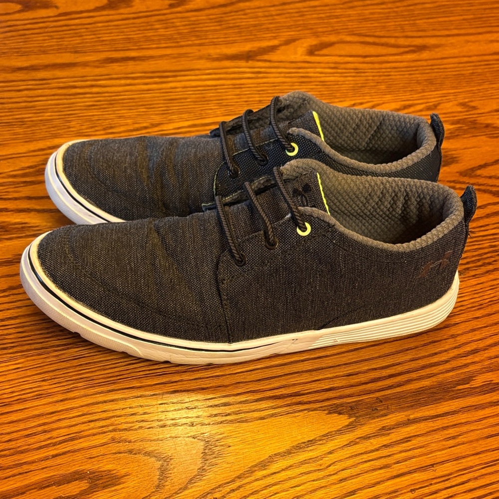 Under Armour Men’s Street Encounter Black & Gray Canvas Slip-On Sneakers Size 9